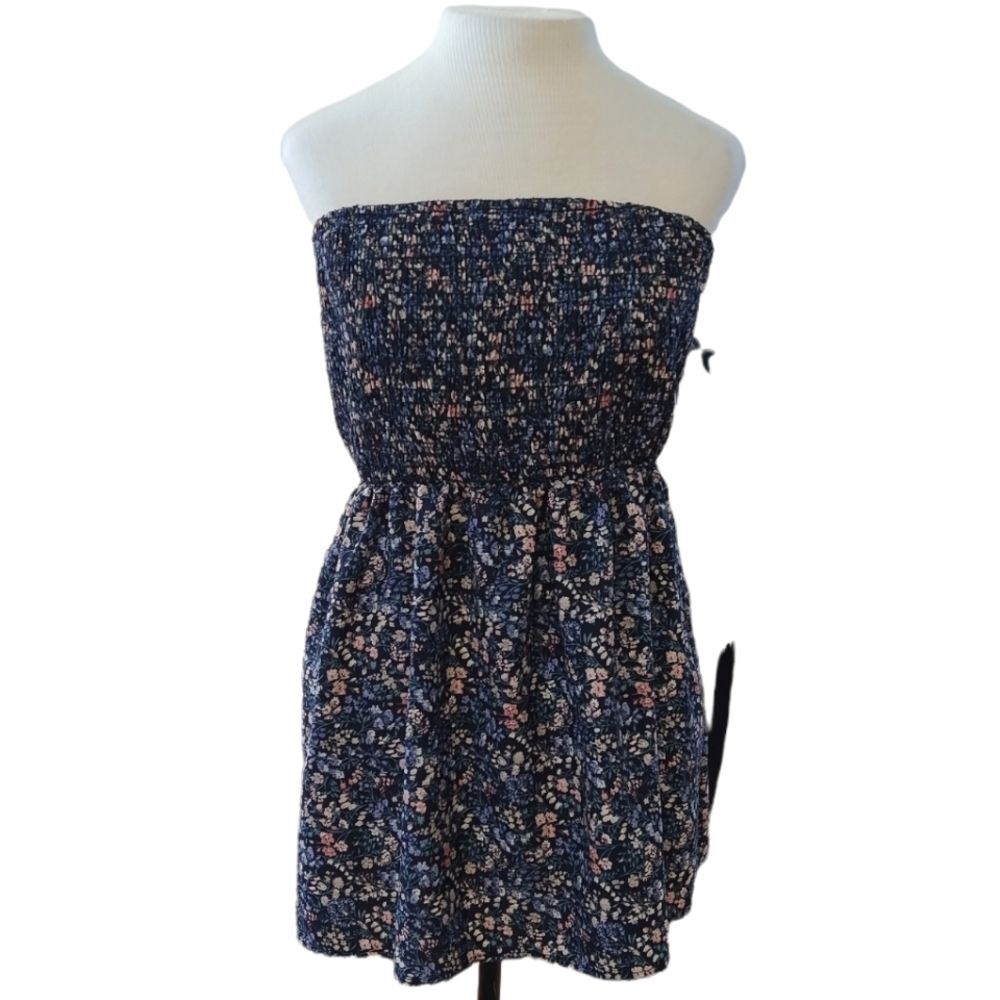 Torrid floral strapless babydoll top